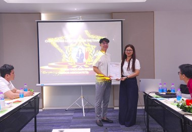 Chúc mừng Luật sư Trần Thị Thanh Tuyền – Từ Trợ lý Luật sư đến Senior Associate Công ty Luật TNHH LHLegal