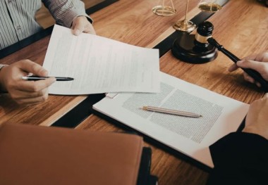 Thành phần Hội đồng trọng tài trái quy định thì phán quyết trọng tài có bị hủy không?
