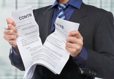 LHLegal bảo vệ quyền và lợi ích cho ông N.K.L trong vụ việc tranh chấp về đơn phương chấm dứt HĐ trái pháp luật