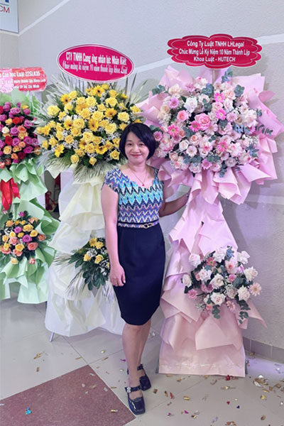 Luật sư Nguyễn Thị Trúc tham dự buổi lễ kỷ niệm 10 năm thành lập Khoa Luật trường Đại học HUTECH