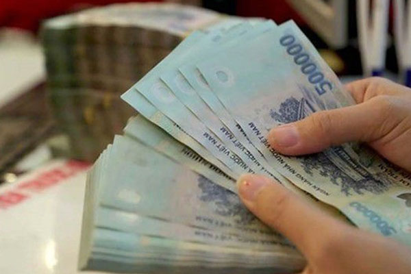 Bánh kẹo Hải Châu và May Thăng Long bị xử phạt vì vi phạm công bố thông tin