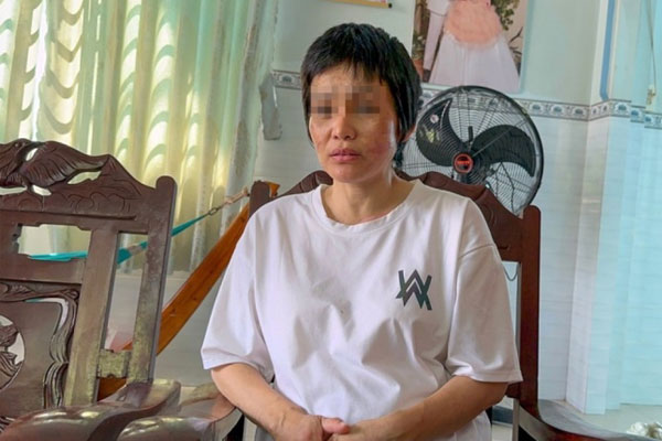 Chị Bùi Thị Tuyết Giao dù đang mang thai 7 tháng vẫn bị chồng bạo hành