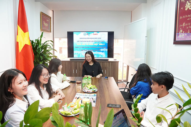 Chào mừng các thí sinh cuộc thi “Khắc dấu Tài năng Luật” mùa 5 đến với LHLegal