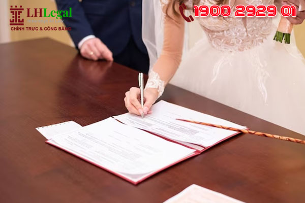 Nếu đủ điều kiện kết hôn thì các cặp đôi chênh lệch nhiều tuổi vẫn được đăng ký kết hôn