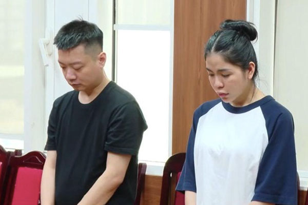 Quang Linh Vlogs và Hằng Du Mục bị khởi tố về hành vi lừa dối khách hàng