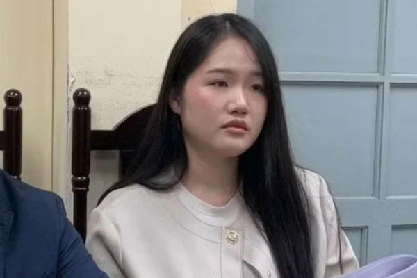 Choco Trúc Phương tại Tòa ngày 9/9