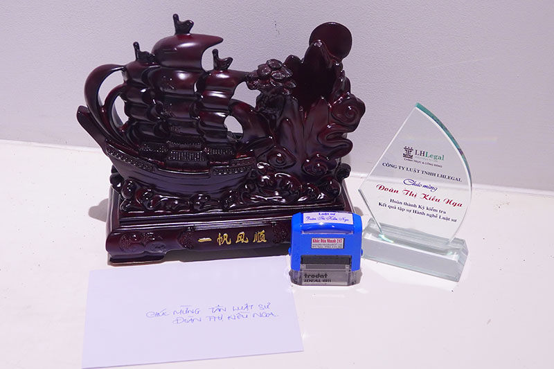 Chúc mừng Cộng sự Kiều Nga - Hoàn thành kỳ kiểm tra kết thúc tập sự hành nghề Luật sư