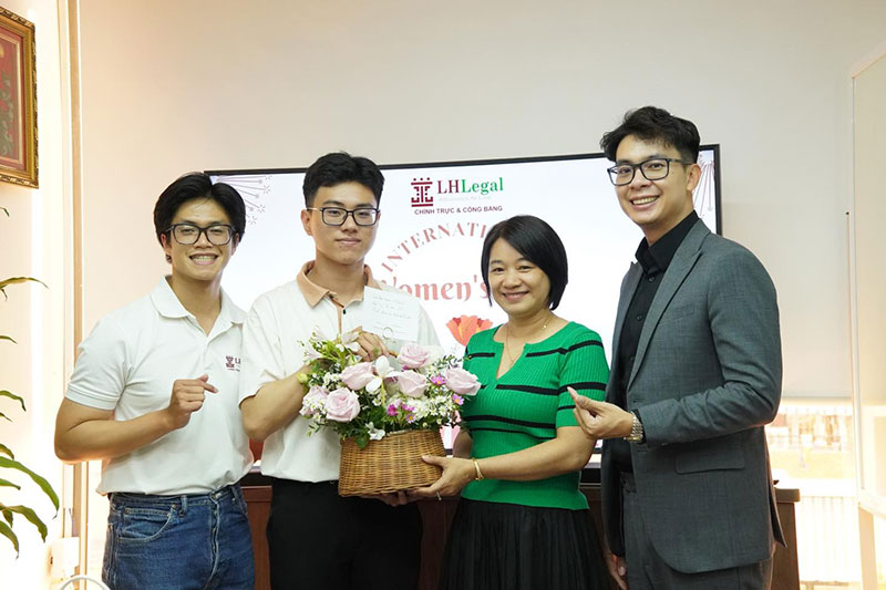 Chúc mừng ngày Quốc tế Phụ nữ 8/3 - Tri ân những bóng hồng LHLegal