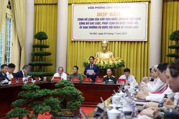 Công bố Lệnh của Chủ tịch nước về 15 luật và 1 pháp lệnh: Động lực mới cho cải cách pháp luật