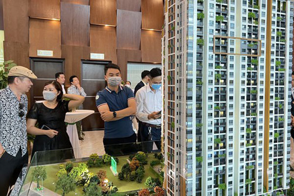Công ty quản lý nợ được nắm giữ bất động sản trong bao lâu theo Thông tư 31/2025/TT-NHNN?