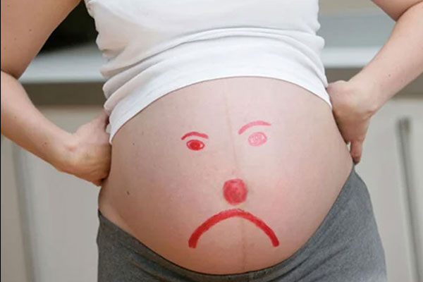 “Tác động vật lý” người phụ nữ có thể có thể bị truy cứu trách nhiệm hình sự về tội cố ý gây thương tích