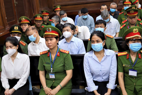 Các bị cáo tại tòa sơ thẩm