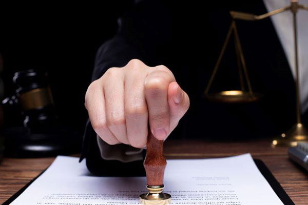 Tòa vẫn giải quyết đối với đất chưa được xóa thế chấp nhưng những người thừa kế muốn khởi kiện yêu cầu chia thừa kế
