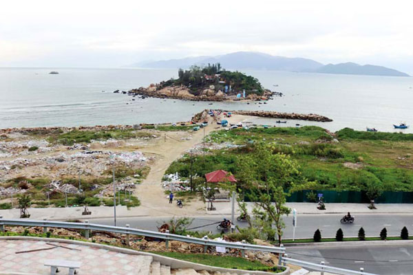 Lấn biển trái phép có thể bị xử phạt hình chính, thu hồi đất, bồi thường thiệt hại và các biện pháp xử lý khác