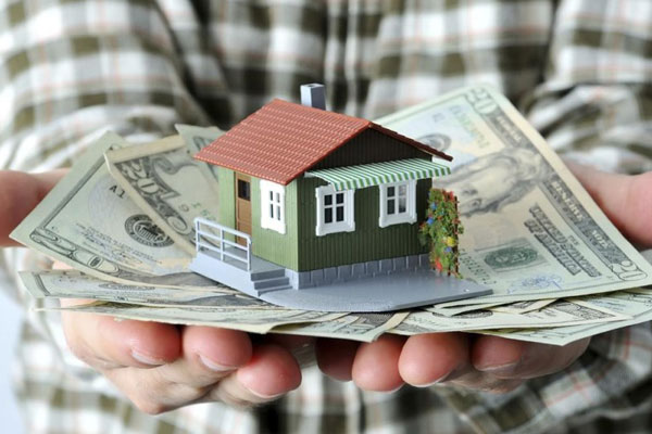 Sử dụng đất không phải là đất thuê trả tiền thuê đất hằng năm thuộc 1 trong các điều kiện được bồi thường về đất