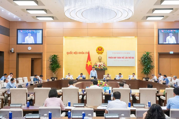 Doanh nghiệp tư nhân được hỗ trợ lãi suất 2%/năm khi làm dự án nào?