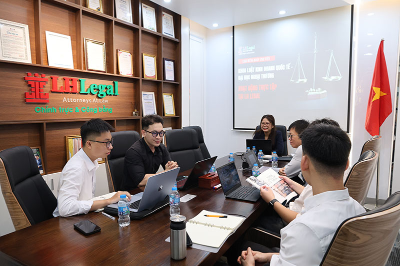 LH Legal chào đón sinh viên Khoa Luật - Trường Đại học Ngoại thương đến thực tập trải nghiệm