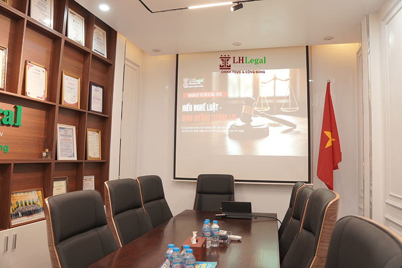 LH Legal chào đón sinh viên UEL tham quan doanh nghiệp trong khuôn khổ chương trình Road map to your job 2026