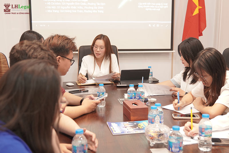 LH Legal chào đón sinh viên UEL tham quan doanh nghiệp trong khuôn khổ chương trình Road map to your job 2026