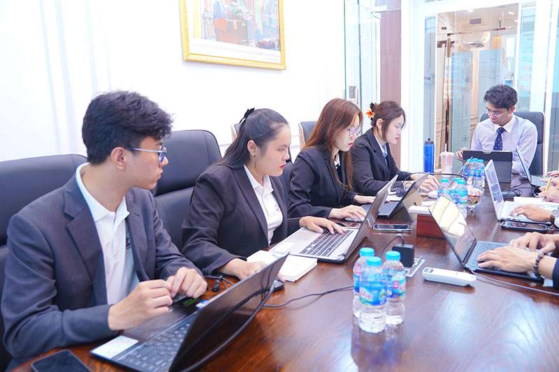 LH Legal tổ chức buổi Training nội bộ chuyên đề “Thẩm quyền xét xử của Tòa án theo quy định mới của pháp luật”