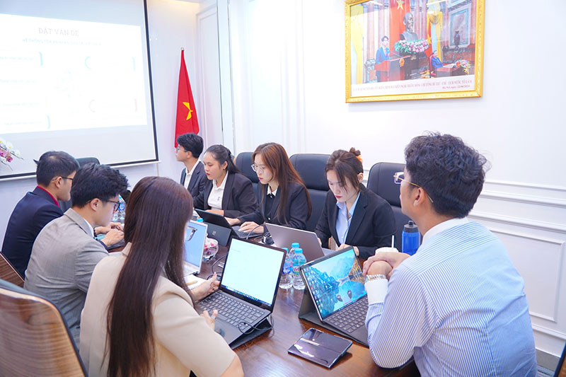 LH Legal tổ chức buổi Training nội bộ chuyên đề “Thẩm quyền xét xử của Tòa án theo quy định mới của pháp luật”