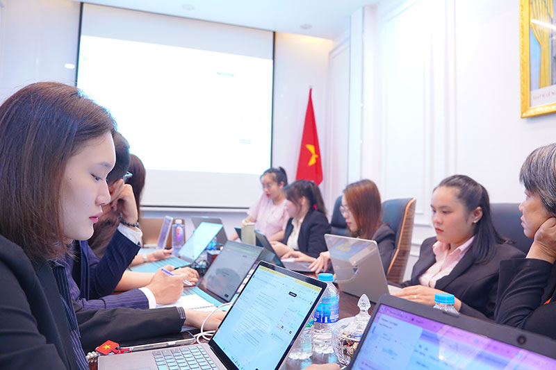 LH Legal tổ chức training nội bộ: Cập nhật tính năng mới của AI 