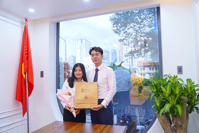LH Legal tri ân và chúc mừng Ngày Phụ nữ Việt Nam 20/10
