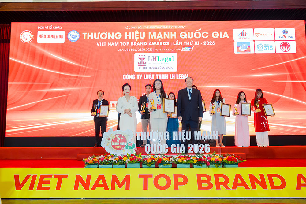 LH Legal vinh dự được trao tặng Top Thương hiệu Mạnh Quốc gia tại Lễ Công Bố Thương Hiệu Mạnh Quốc Gia