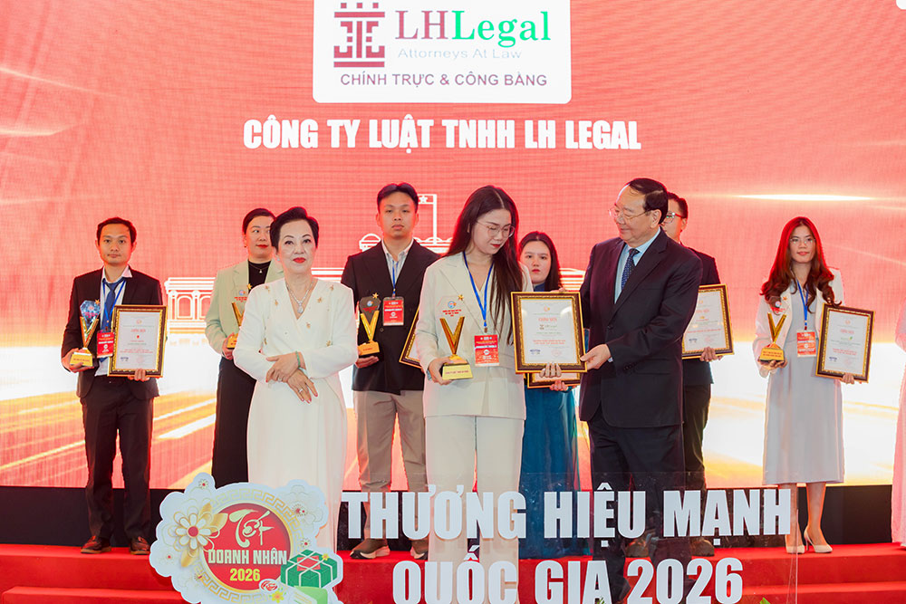 LH Legal vinh dự được trao tặng Top Thương hiệu Mạnh Quốc gia tại Lễ Công Bố Thương Hiệu Mạnh Quốc Gia