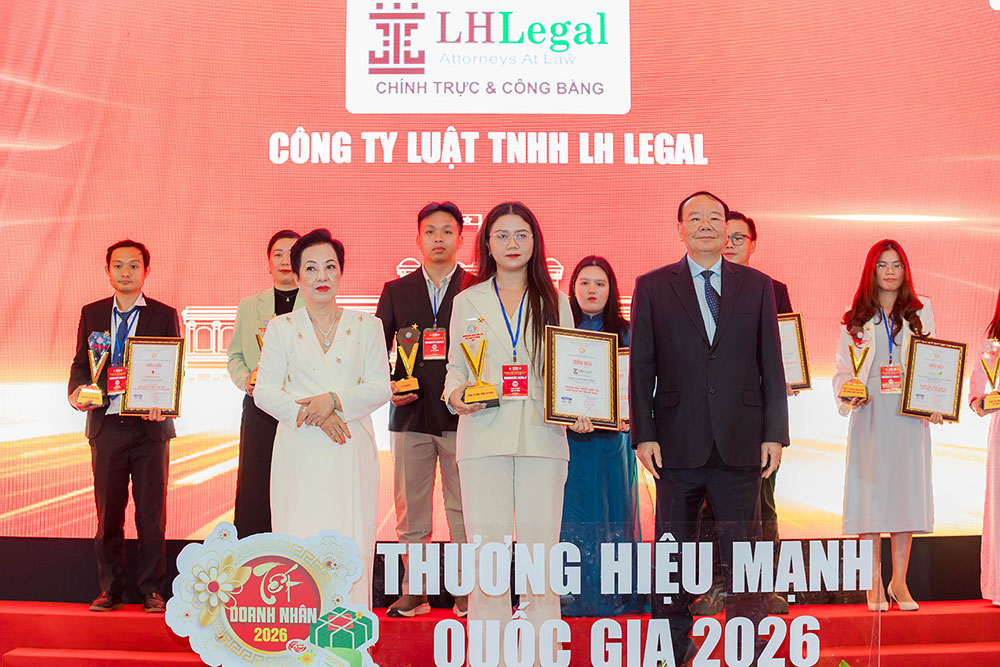 LH Legal vinh dự được trao tặng Top Thương hiệu Mạnh Quốc gia tại Lễ Công Bố Thương Hiệu Mạnh Quốc Gia