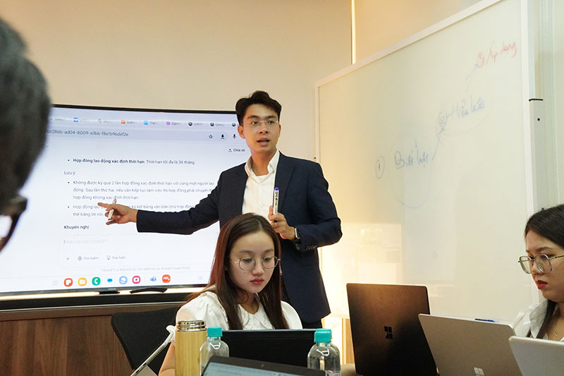 LHLegal đẩy mạnh ứng dụng AI trong hoạt động pháp lý