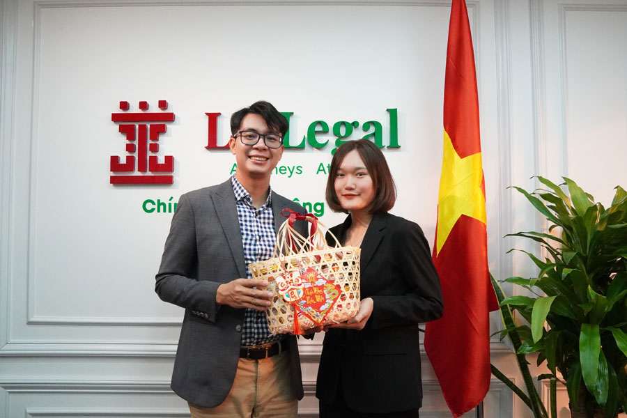 LHLegal: Đón tết sum vầy - Quà tết ý nghĩa và ngập tràn yêu thương