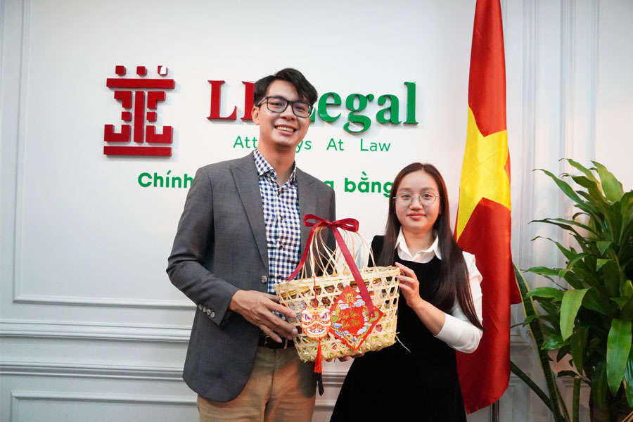 LHLegal: Đón tết sum vầy - Quà tết ý nghĩa và ngập tràn yêu thương