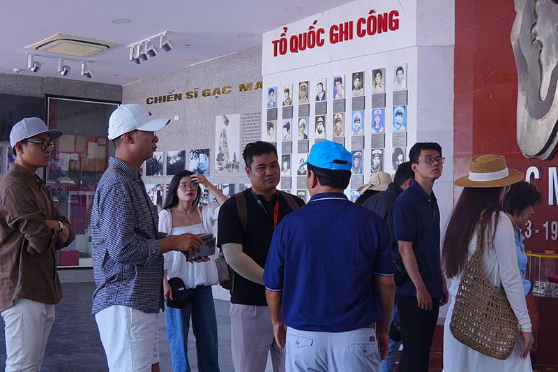 LHLegal ghé thăm khu tưởng niệm chiến sĩ Gạc Ma - Cam Ranh, Khánh Hòa