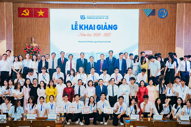 Luật sư Lê Nguyên Hòa tham dự Lễ khai giảng tại Trường Đại học Kinh tế - Luật, ĐHQG-HCM (UEL)