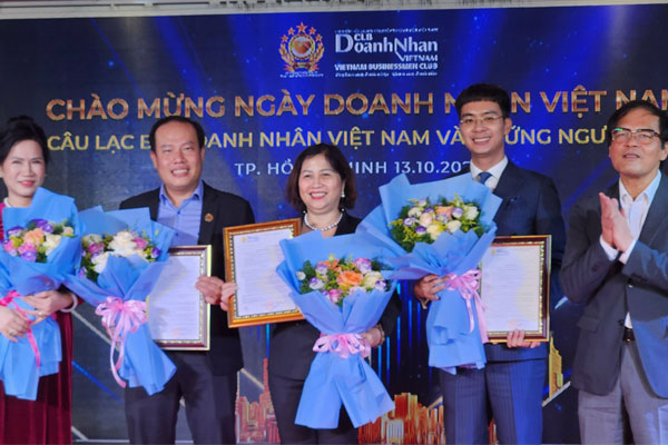 Chúc mừng luật sư Lê Nguyên Hòa trở thành thành viên mới của ban chấp hành CLB doanh nhân Việt Nam