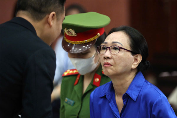 Luật sư mong bà Trương Mỹ Lan được cơ hội sống để khắc phục hậu quả