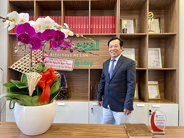 Luật sư Nguyễn Ngọc Phước tại buổi chào mừng 