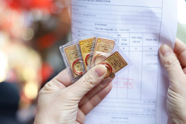 Giữ hóa đơn, chứng từ giao dịch sẽ thuận lợi hơn trong việc chứng minh nguồn gốc vàng khi phát sinh vấn đề cần xác minh