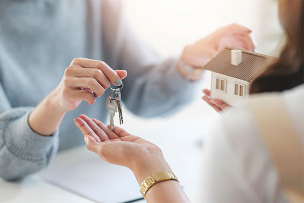Mua nhà đất đấu giá từ ngân hàng vẫn tiềm ẩn rủi ro