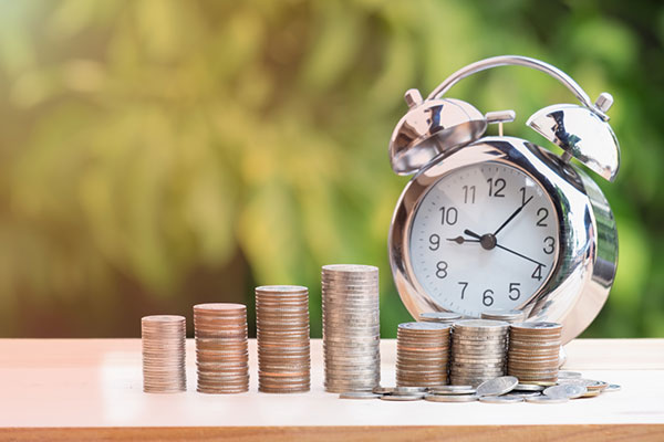 Tùy vào nguyên nhân nghỉ hưu trước tuổi để xem mức lương có bị trừ hay không