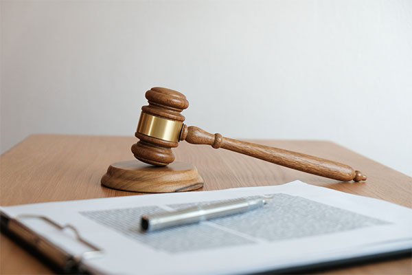 Người từ đủ 15 tuổi đến dưới 18 tuổi cần có sự đồng ý người đại diện pháp luật khi xác lập giao dịch liên quan đến BĐS