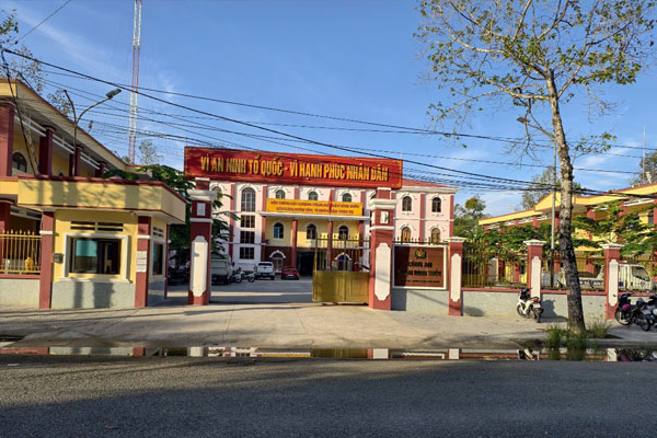 Phòng Quản lý xuất nhập cảnh sẽ tiếp nhận thông tin tạm trú của người nước ngoài khai báo qua Trang thông tin điện tử