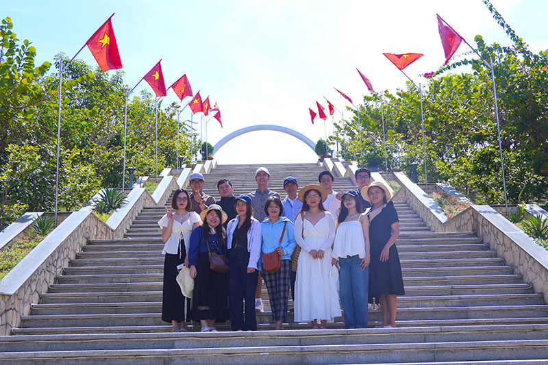 Nha Trang hành trình đáng nhớ của đại gia đình LHLegal