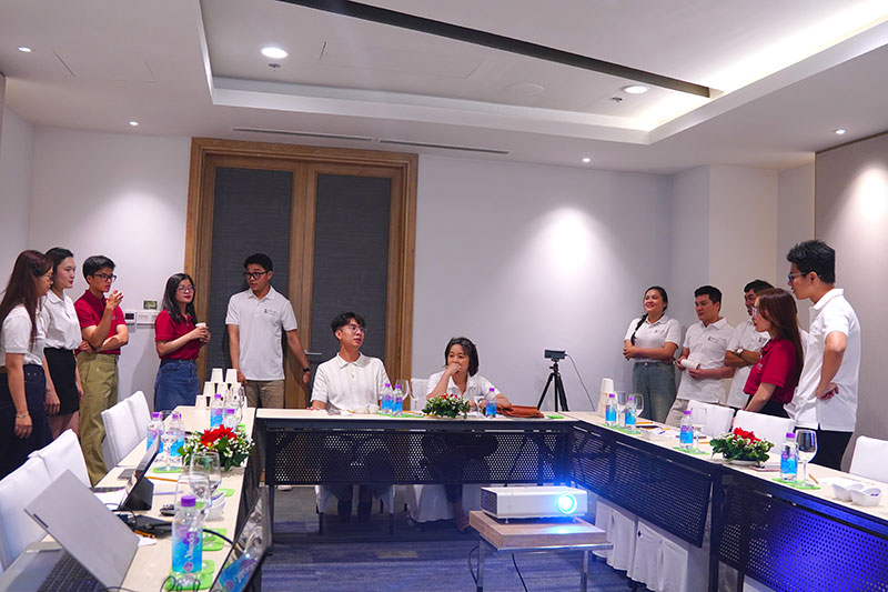 Nha Trang hành trình đáng nhớ của đại gia đình LHLegal
