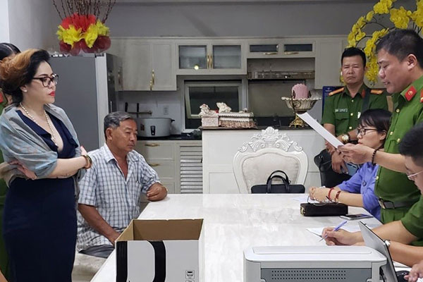 Bà Tuyết Nhung có vai trò chủ mưu, chỉ đạo xuyên suốt trong toàn hoạt hoạt động của công ty Angel Lina và công ty Đất Vàng Hoàng Gia