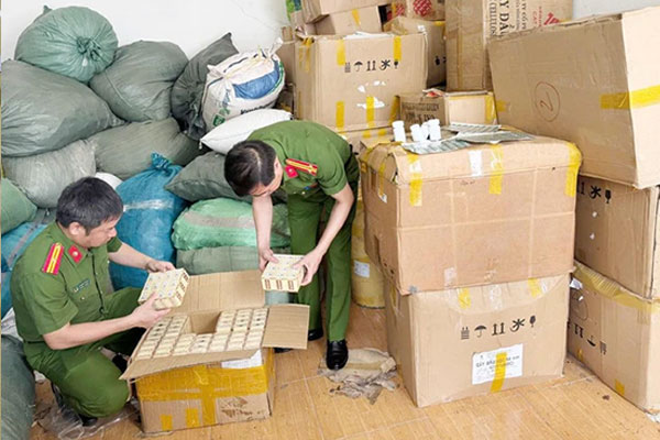 Phát hiện 7 mẫu thuốc không rõ nguồn gốc tại nhà thuốc Đức Anh (Hà Nội), Bộ Y tế yêu cầu xử lý khẩn