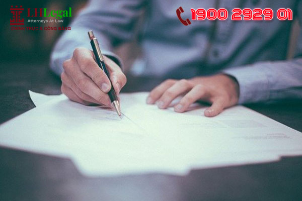 Người dân cần chuẩn bị đủ hồ sơ theo quy định pháp luật để làm thủ tục xin cấp chứng nhận QSDĐ