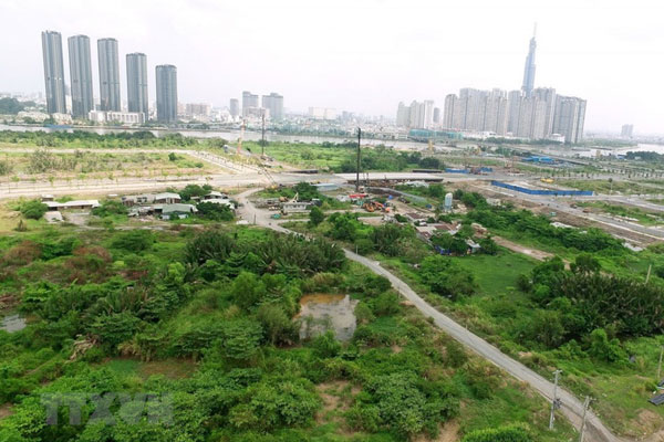 Chuyển giao nhà đất về địa phương quản lý, xử lý