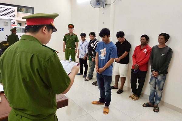 Rùng mình vụ đào heo nhiễm dịch tả châu Phi đem bán ở Khánh Hòa